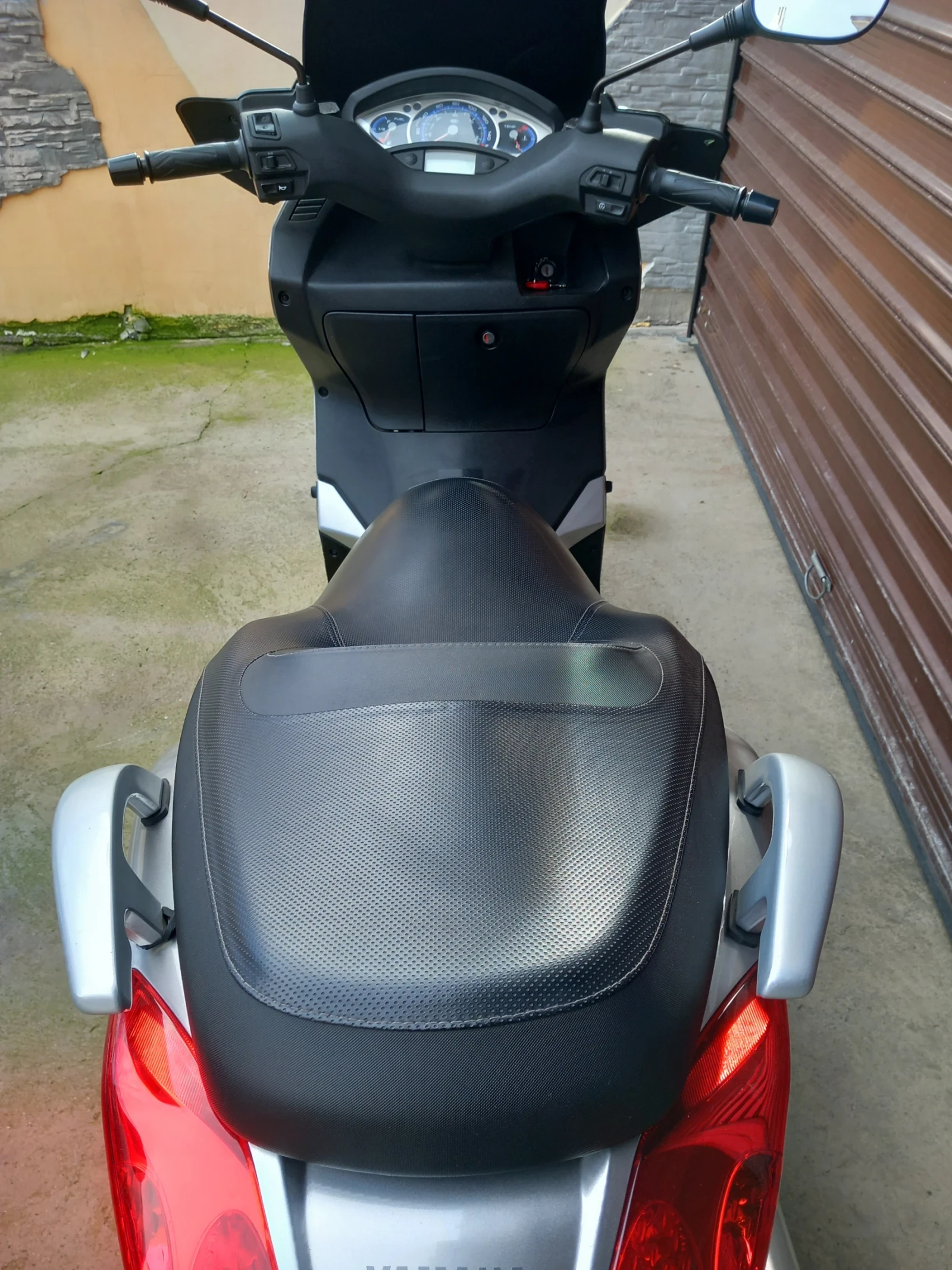 Yamaha X-max 250 - изображение 7