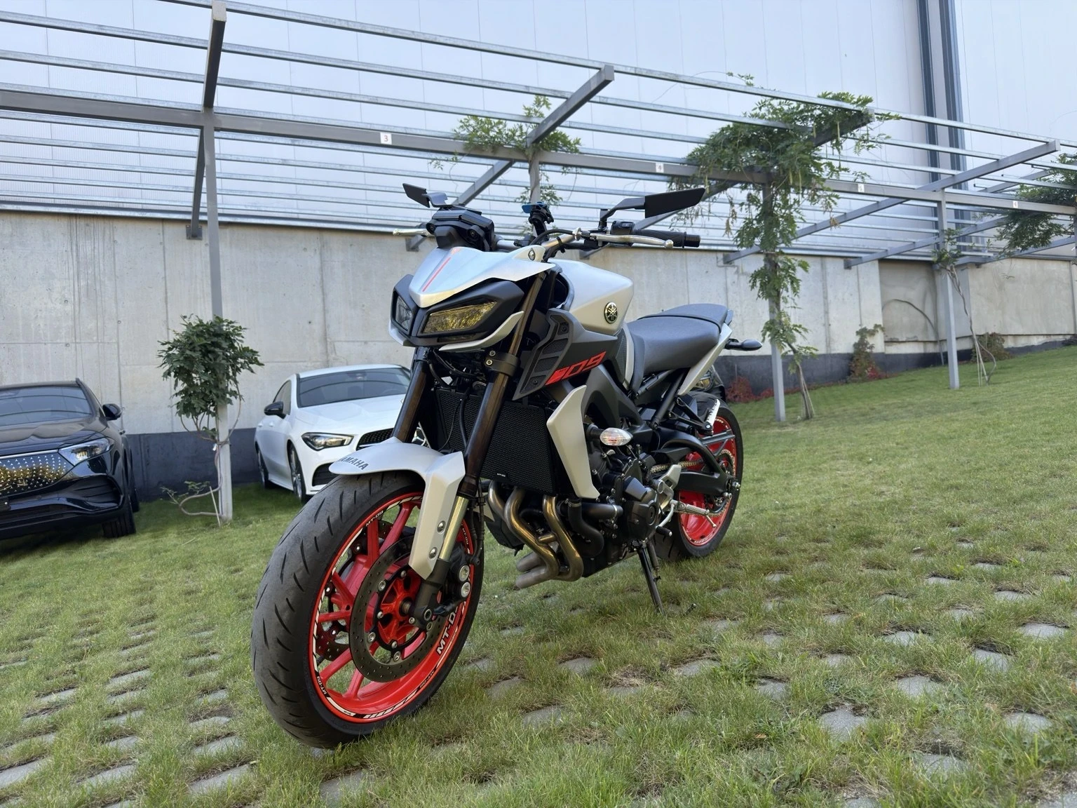 Yamaha Mt-09
