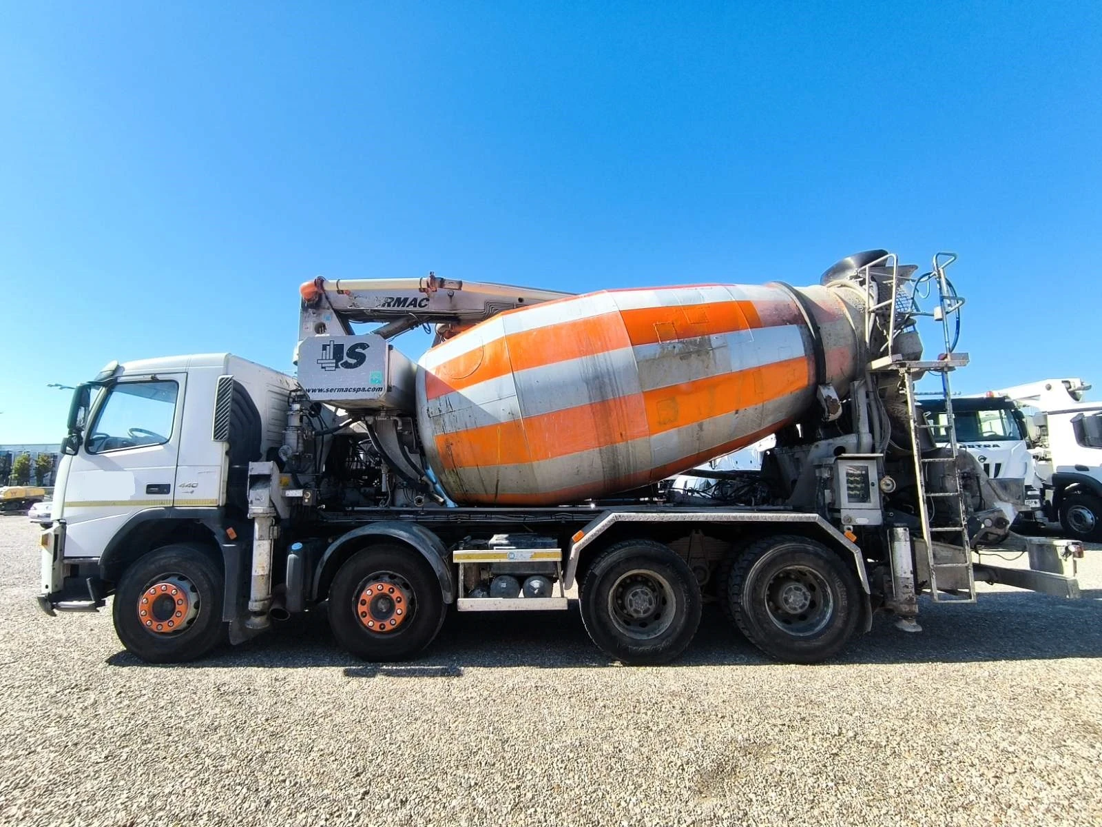 Бетон помпа Volvo FM440 SERMAC TWINSTAR 4Z28 - изображение 4