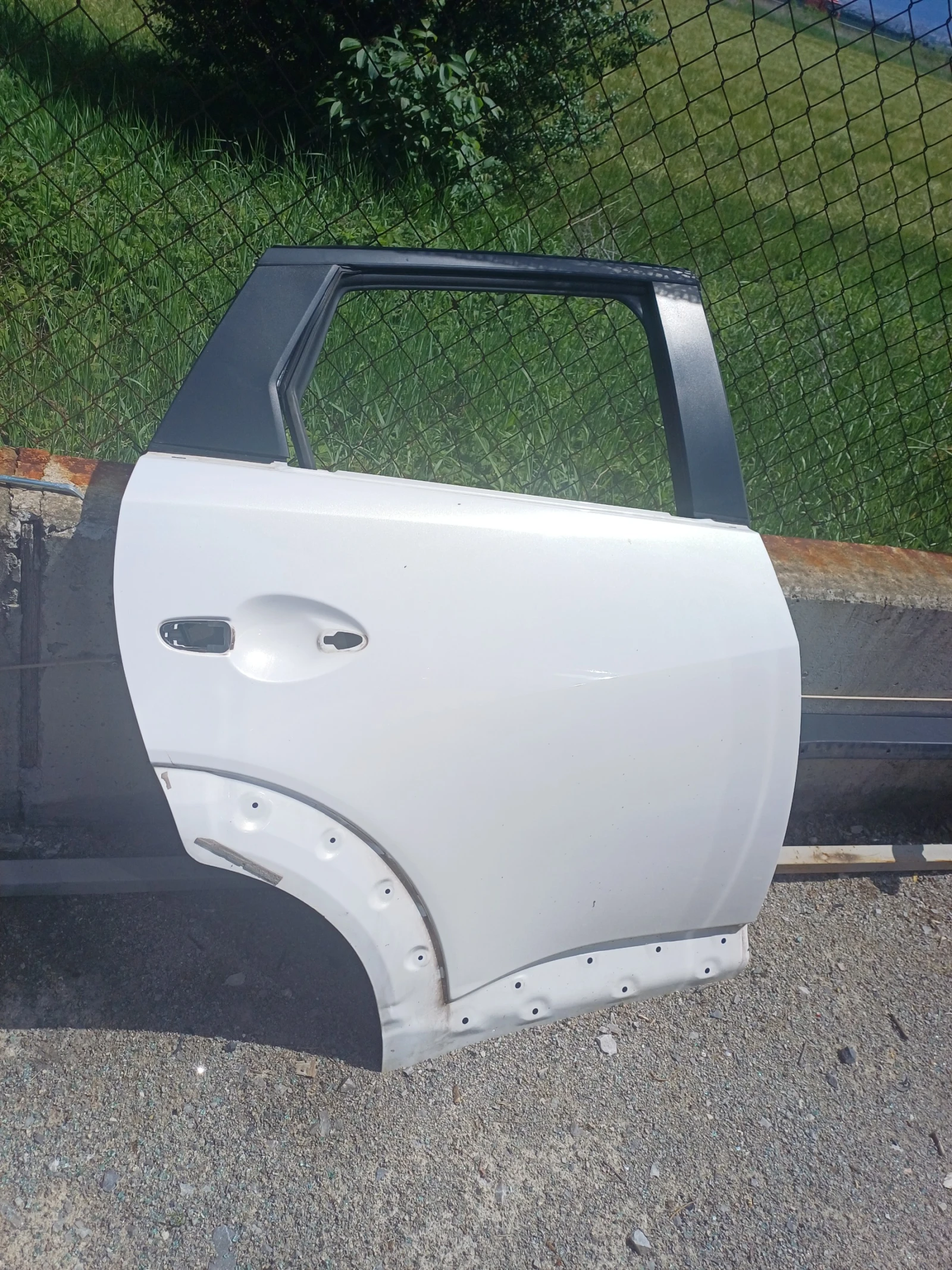 Врата задна дясна за Mazda cx-3 -300евро