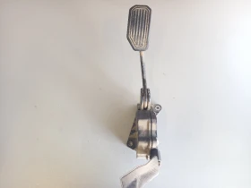 Ел педал газ Тойота Рав4 2.2д (н)