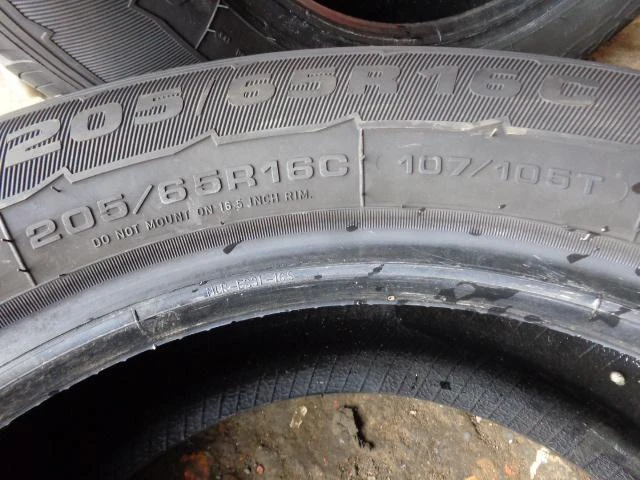 Гуми Летни 205/65R16, снимка 8 - Гуми и джанти - 18338116