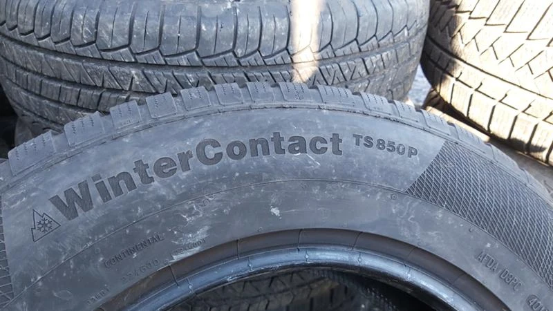 Гуми Зимни 215/70R16, снимка 4 - Гуми и джанти - 27512169