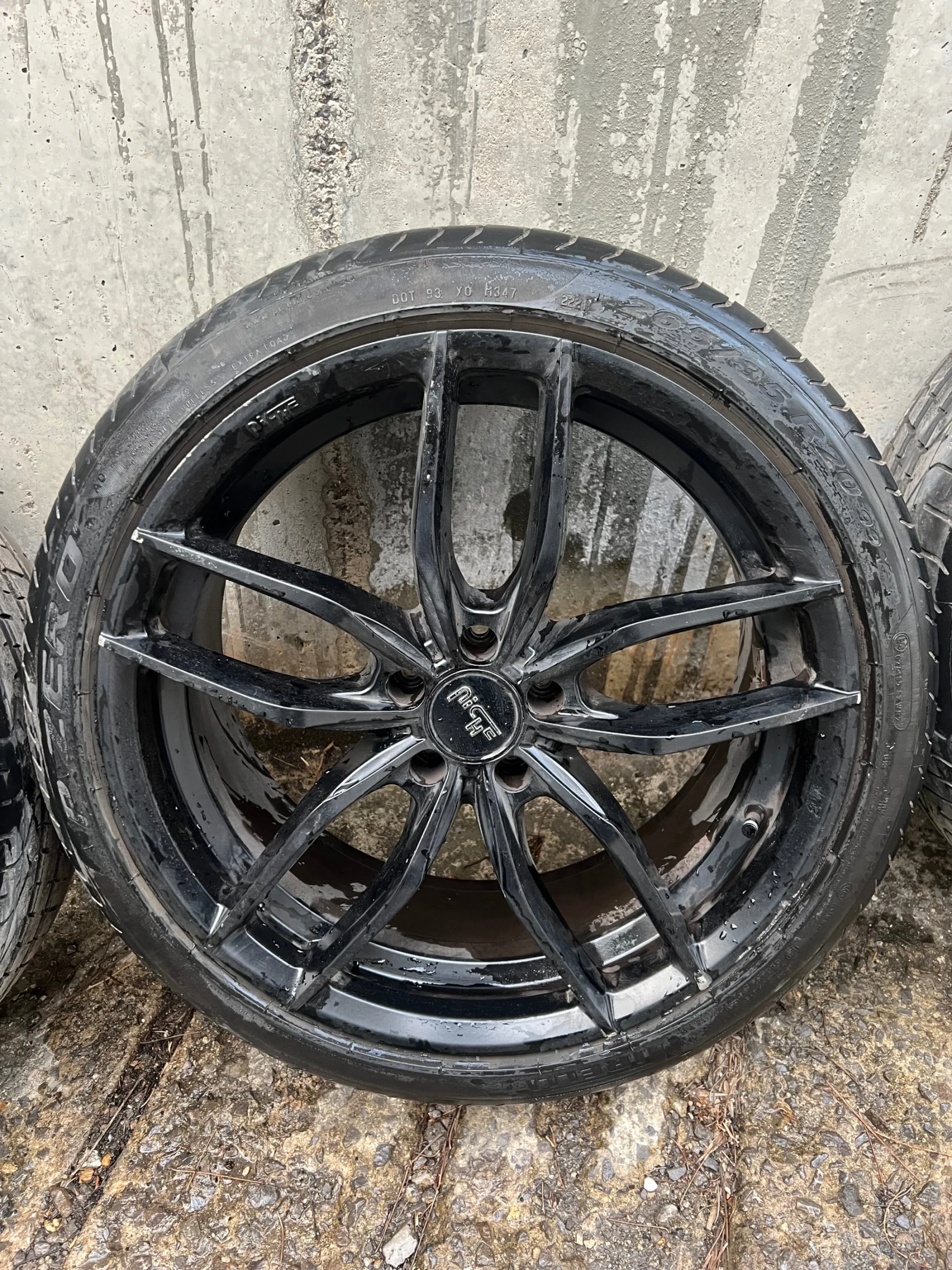 Гуми с джанти Pirelli 265/35R20, снимка 4 - Гуми и джанти - 53941137