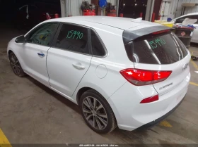 Hyundai Elantra 2.0l Gt, снимка 3