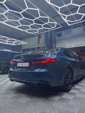 Toyota Camry XSE, снимка 2