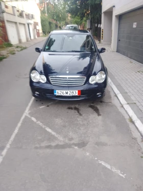 Mercedes-Benz C 180 Лимузина, снимка 2