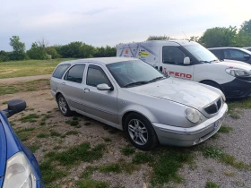  Lancia Lybra