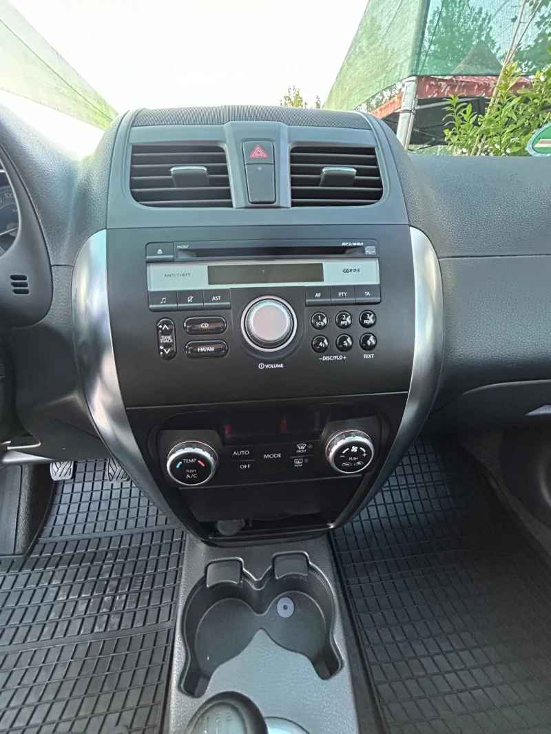 Suzuki SX4 1.6 Facelift , снимка 10 - Автомобили и джипове - 47479212