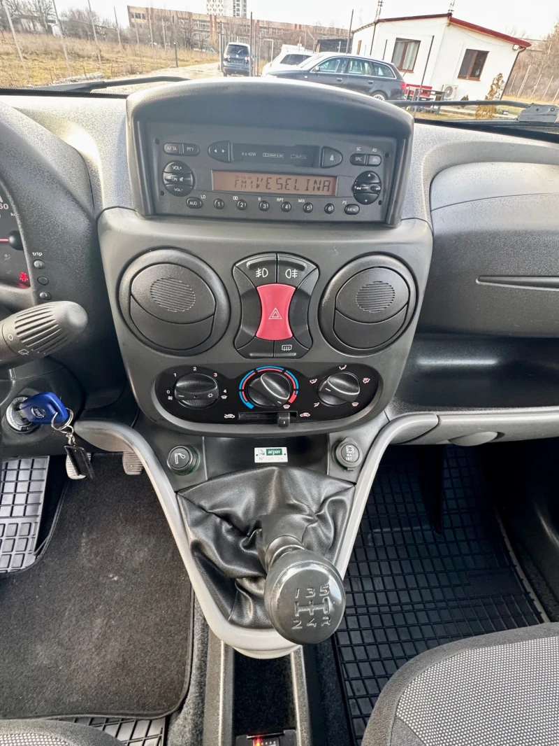 Fiat Doblo 1.6 Natural Power, снимка 12 - Автомобили и джипове - 48704080