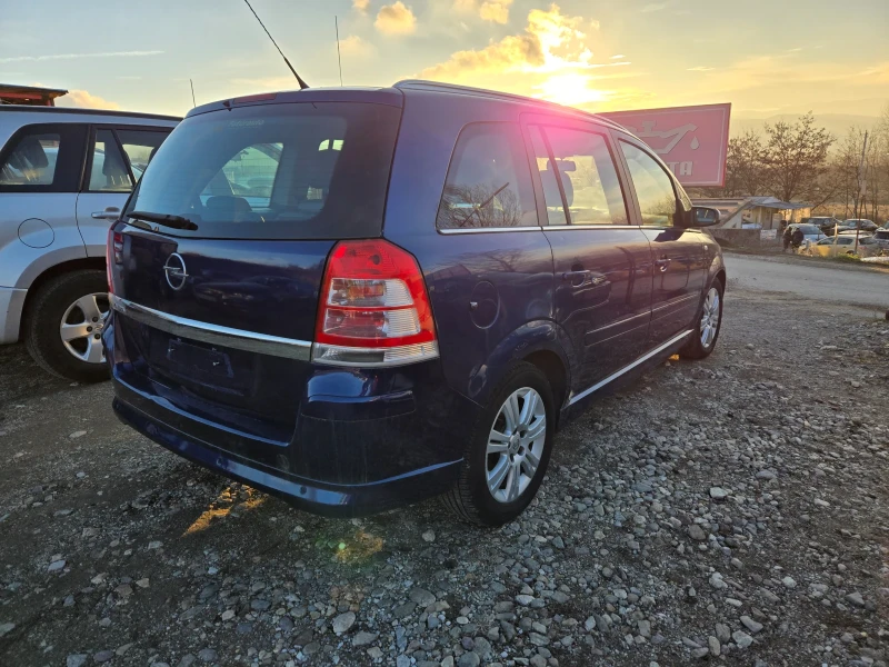 Opel Zafira 1.8 i-140, снимка 4 - Автомобили и джипове - 48962689