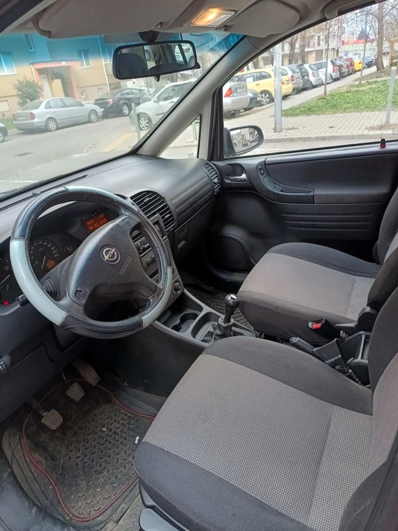 Opel Zafira, снимка 3 - Автомобили и джипове - 49032361