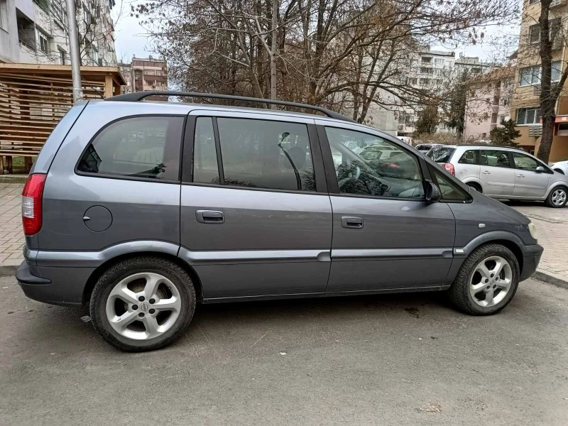 Opel Zafira, снимка 7 - Автомобили и джипове - 49032361