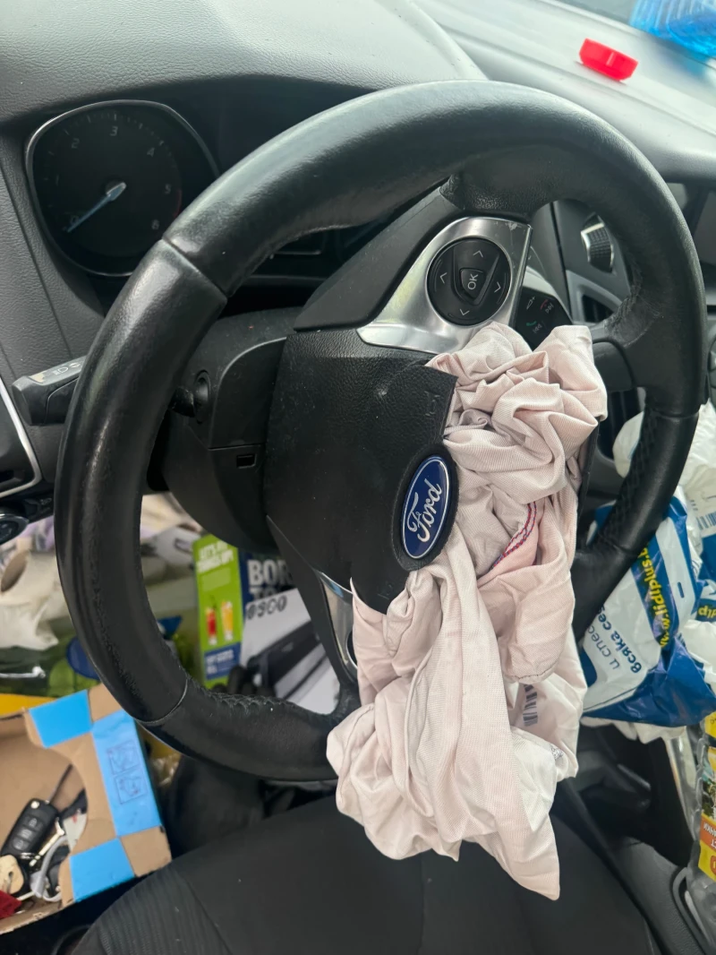 Ford Focus 1.6TDCI 116ks, снимка 6 - Автомобили и джипове - 52661855