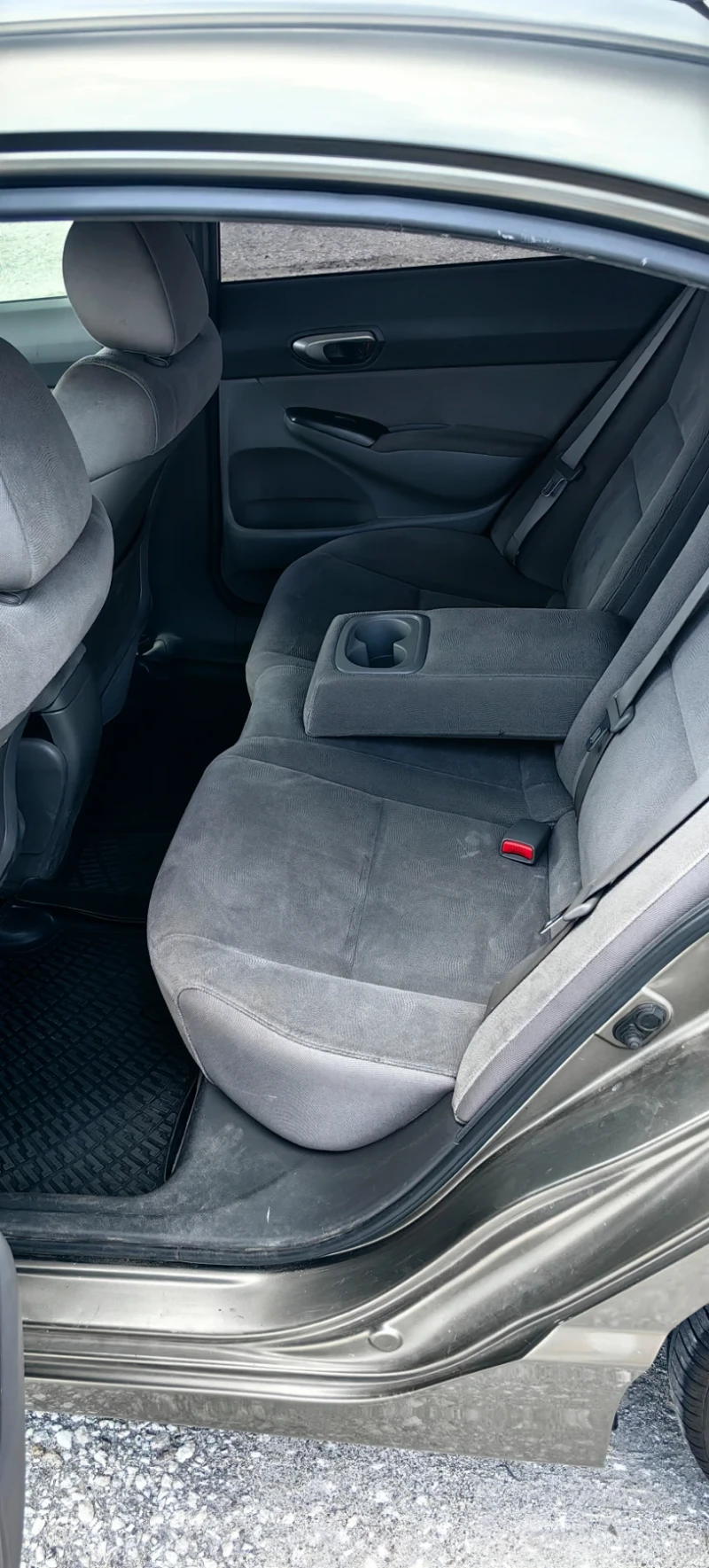 Honda Civic Хибрид, снимка 13 - Автомобили и джипове - 52543591