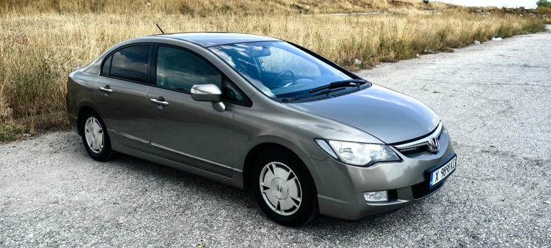 Honda Civic Хибрид, снимка 3 - Автомобили и джипове - 52543591