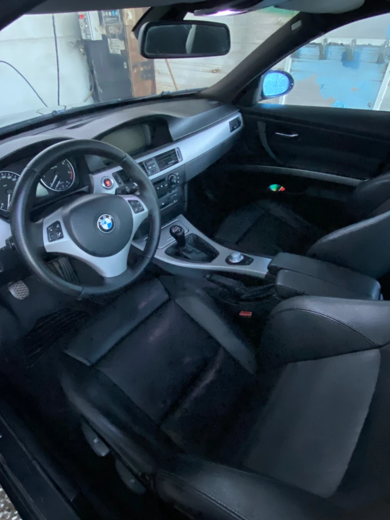BMW 320, снимка 10 - Автомобили и джипове - 52839598