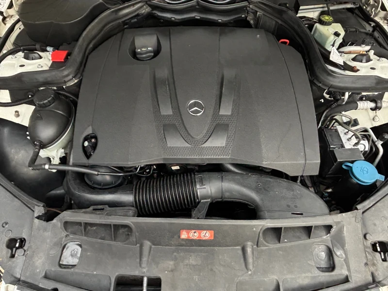 Mercedes-Benz C 220 CDI / AMG / R18, снимка 12 - Автомобили и джипове - 53013271