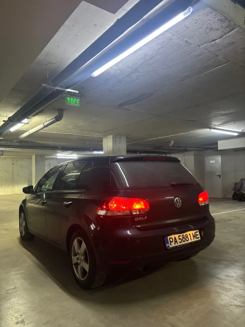 VW Golf 1.6TDI #NAVI#PARK-ASIST#TOP, снимка 5 - Автомобили и джипове - 53204487