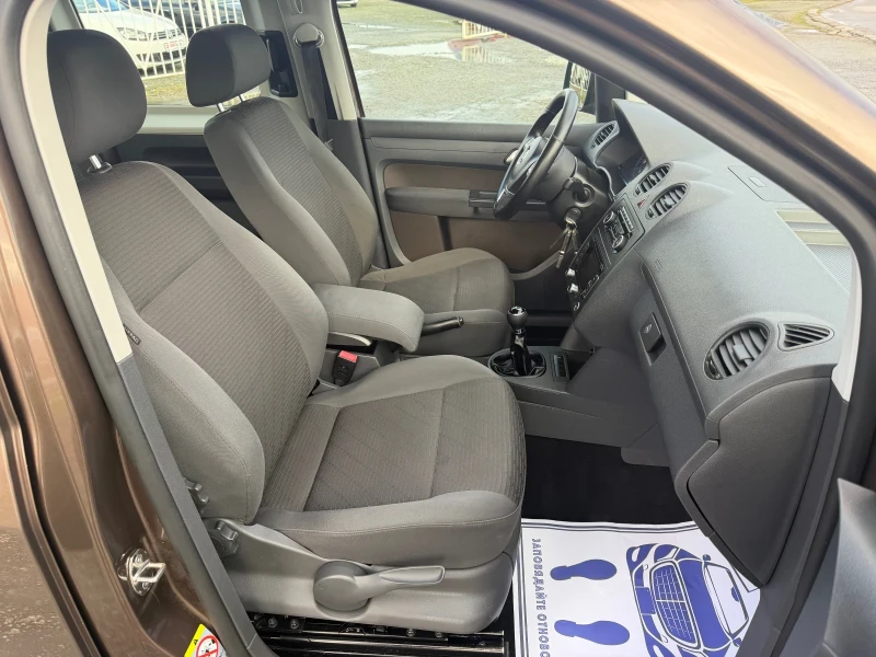 VW Caddy MAXI 2.0i - 109кс /  ПЪТНИЧЕСКО / 7МЕСТА / ERDGAS , снимка 12 - Автомобили и джипове - 53583096