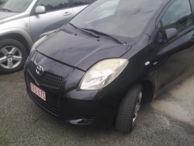 Toyota Yaris 1.33i /1.4 D4D - изображение 10