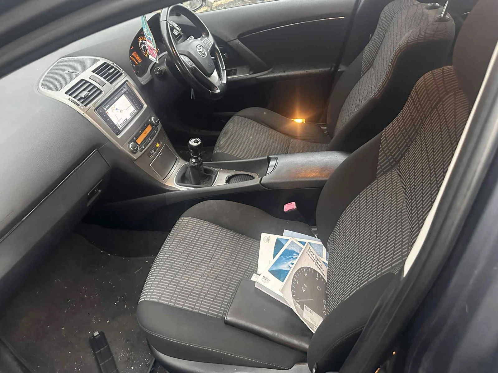 Toyota Avensis 1.8 Valvematic (147 ..)    !  | Mobile.bg   12