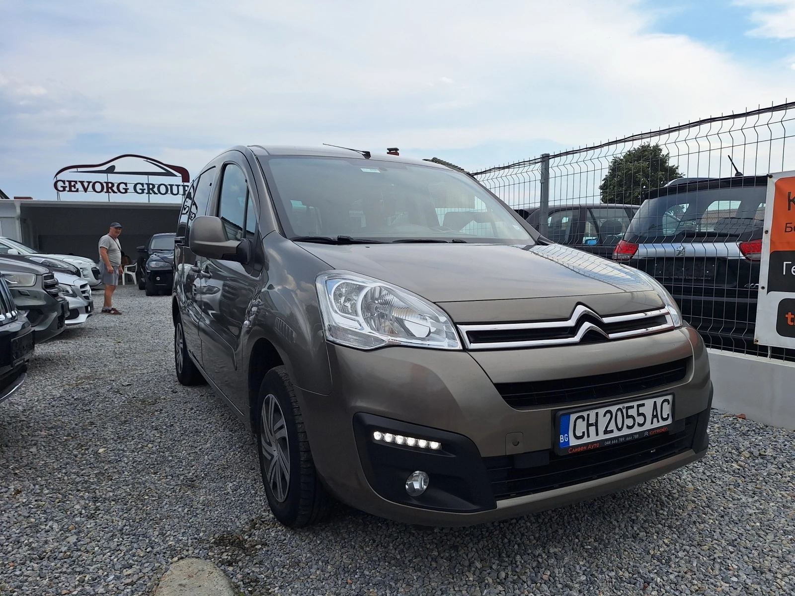 Citroen Berlingo 1.6 HDI напално обслужен  - изображение 3