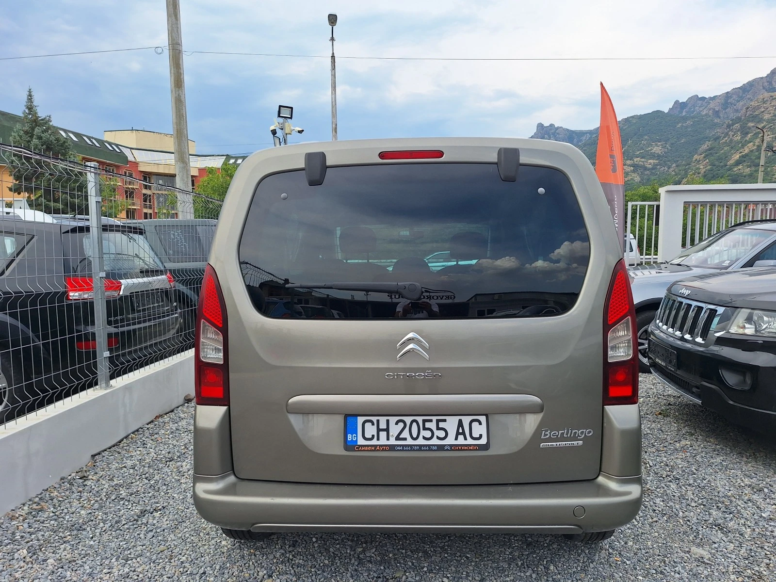 Citroen Berlingo 1.6 HDI напално обслужен  - изображение 6