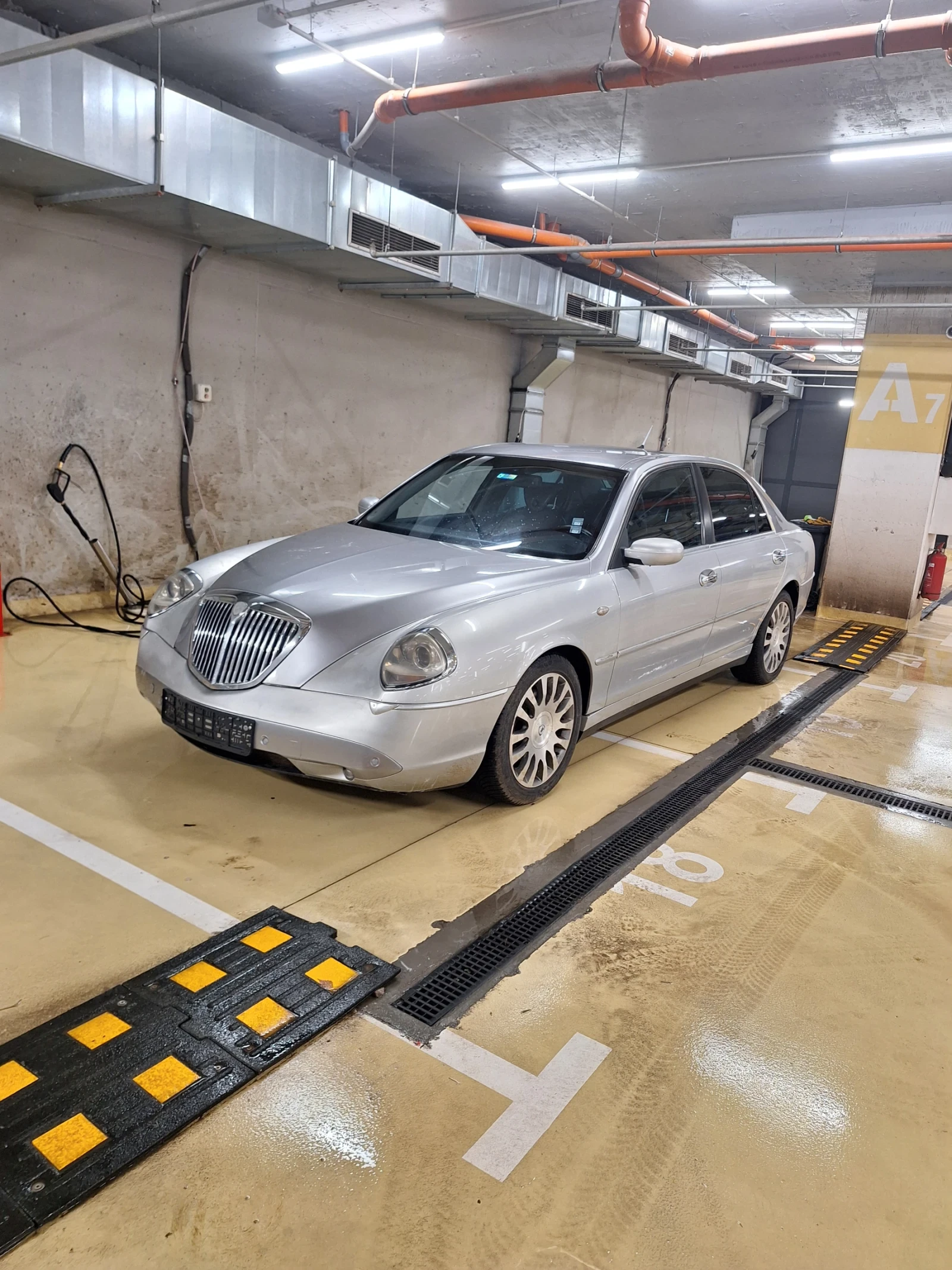 Lancia Thesis 2, 4 20V 175 - изображение 3