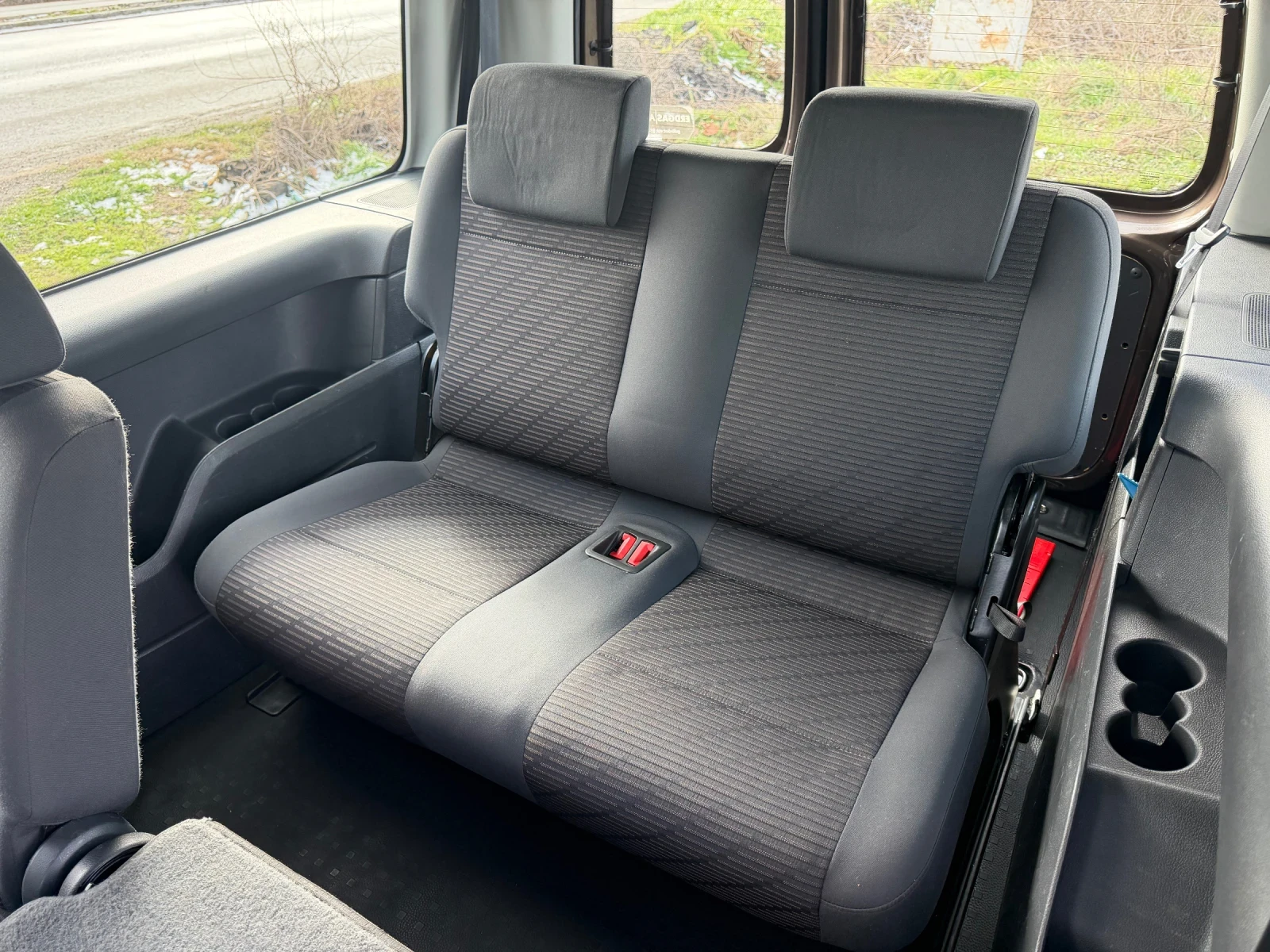 VW Caddy MAXI 2.0i - 109�� /  ���������� / 7����� / ERDGAS  | Mobile.bg � ����������� 14