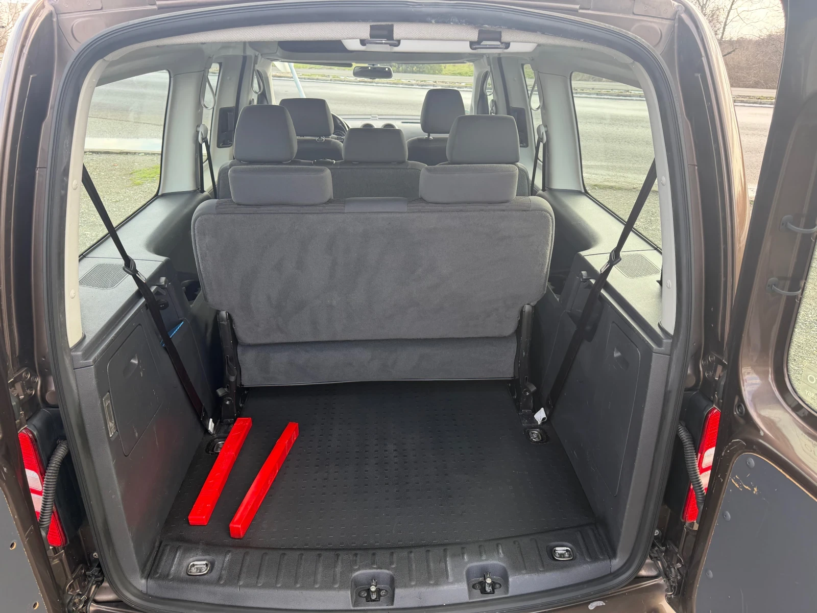 VW Caddy MAXI 2.0i - 109�� /  ���������� / 7����� / ERDGAS  | Mobile.bg � ����������� 16