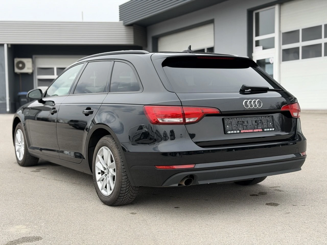 Audi A4 2.0TDI S-TRONIC, снимка 4 - Автомобили и джипове - 53728088