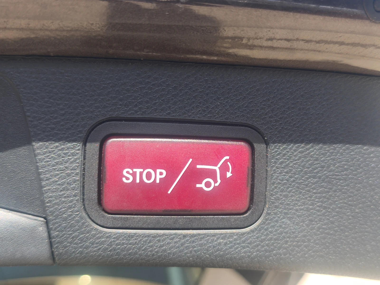 Mercedes-Benz C 220, снимка 6 - Автомобили и джипове - 54147643