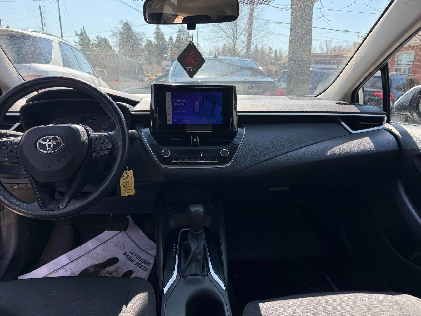 Toyota Corolla CVT * * CARFAX * * АВТО КРЕДИТ * * , снимка 8 - Автомобили и джипове - 54156083