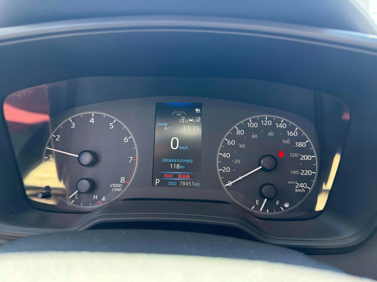 Toyota Corolla CVT * * CARFAX * * АВТО КРЕДИТ * * , снимка 9 - Автомобили и джипове - 54156083