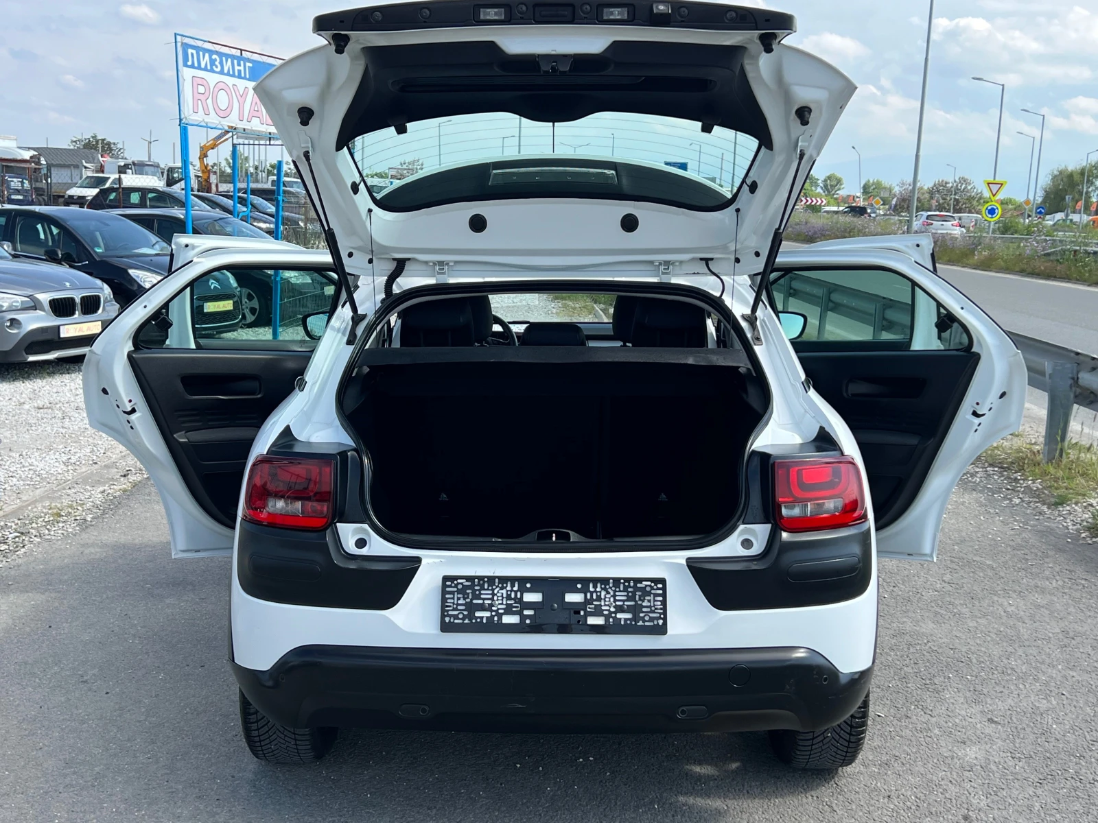 Citroen C4 Cactus ЛИЗИНГ-КЛИМАТРОНИК-ТОП, снимка 9 - Автомобили и джипове - 54511070
