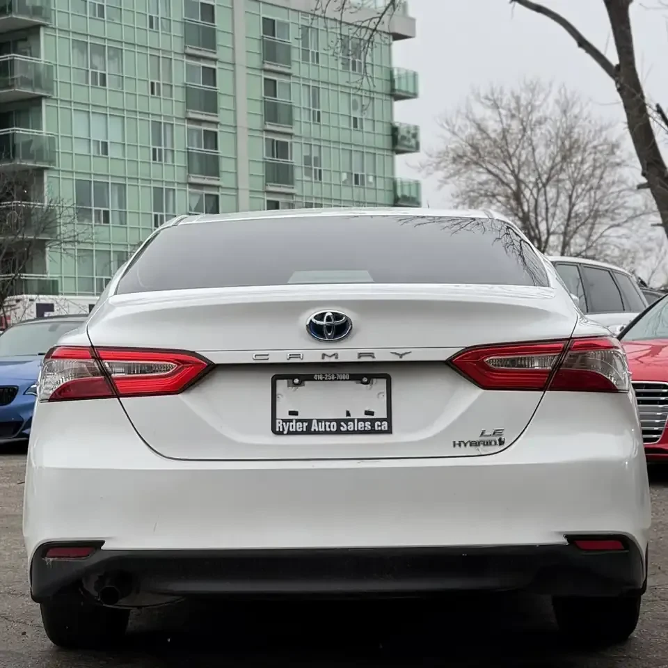 Toyota Camry Hybrid, снимка 4 - Автомобили и джипове - 54711794
