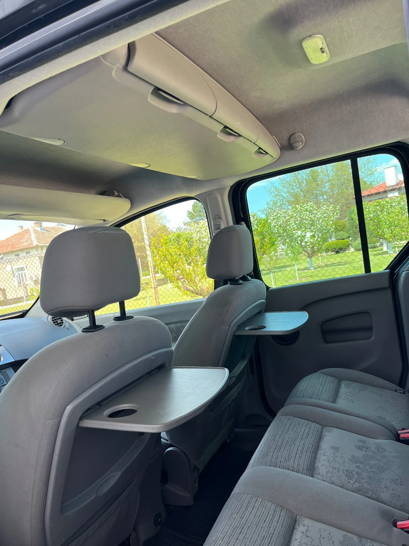 Renault Kangoo 1.5 DCI, снимка 12 - Автомобили и джипове - 54863901