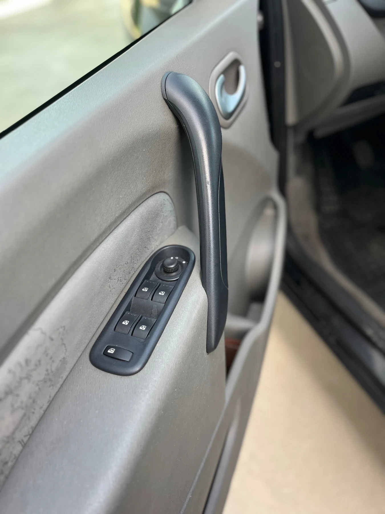 Renault Kangoo 1.5 DCI, снимка 13 - Автомобили и джипове - 54863901