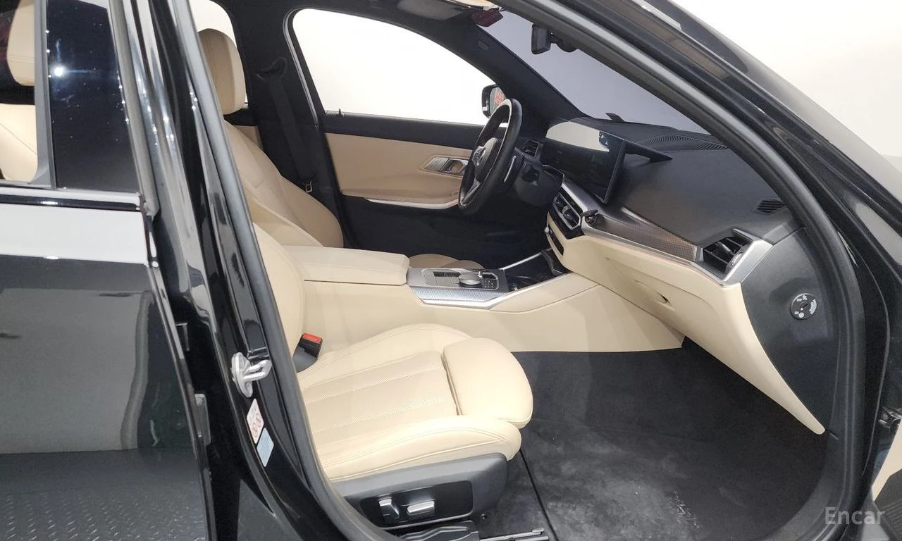 BMW 320 i M SPORT* DISTRONIC* HEAD-UP* КАМЕРА* ПОДГРЕВ* , снимка 7 - Автомобили и джипове - 55277816