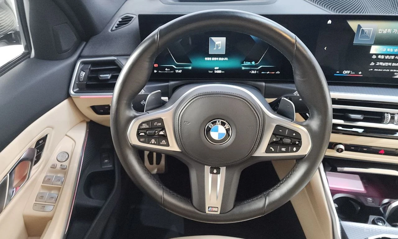 BMW 320 i M SPORT* DISTRONIC* HEAD-UP* КАМЕРА* ПОДГРЕВ* , снимка 9 - Автомобили и джипове - 55277816