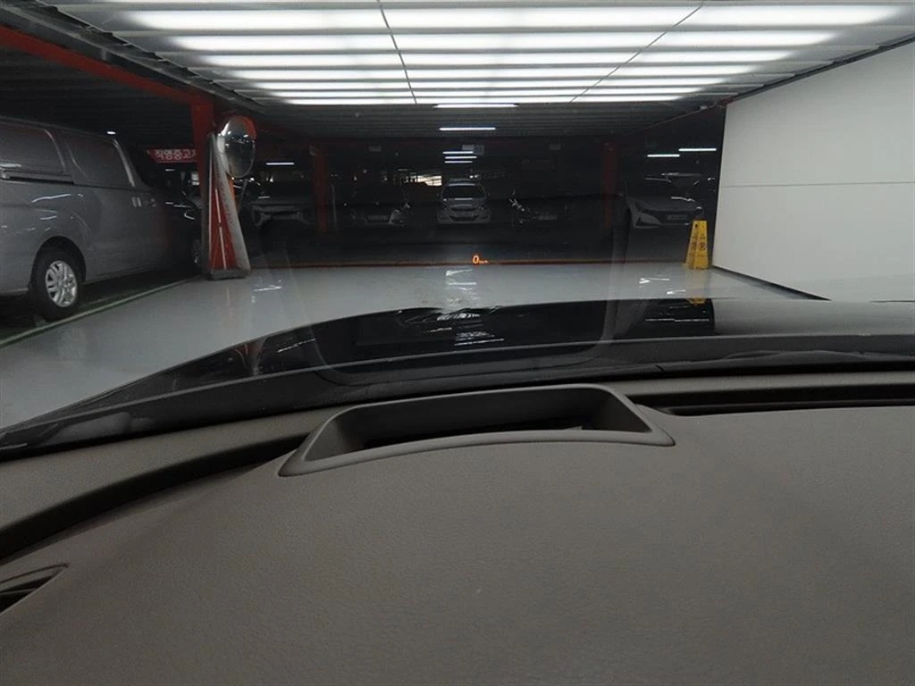 Kia Stinger GT 2WD Disi/Panorama/Line Assist/Обдухване/ HeadUp, снимка 10 - Автомобили и джипове - 55315000