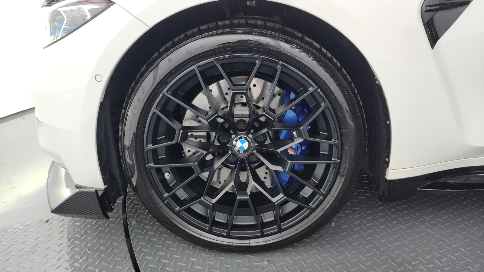 BMW M3 Sedan Competition M Xdrive, снимка 5 - Автомобили и джипове - 55395332