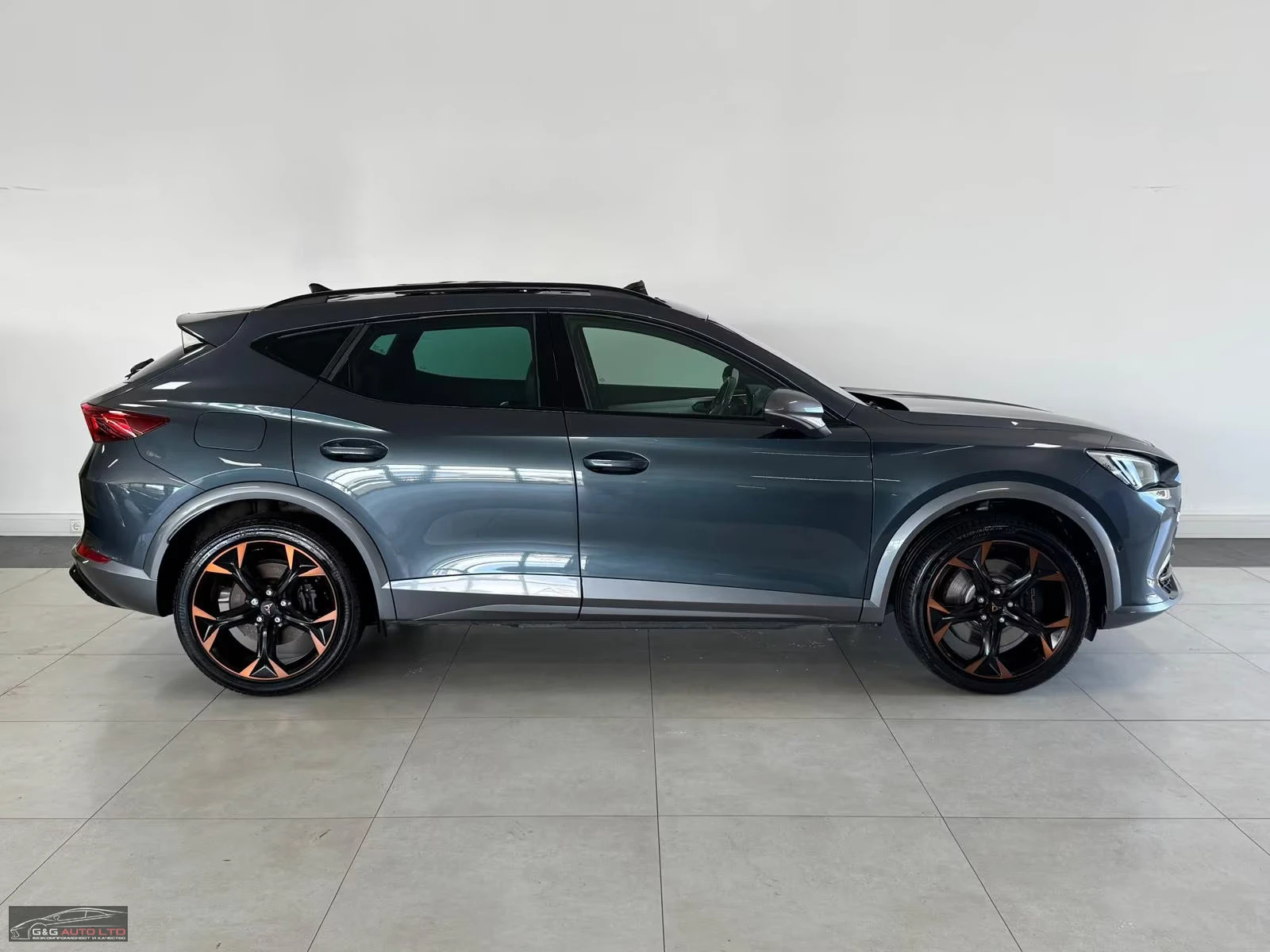Cupra Formentor VZ/PHEV/1.4/245HP/360/PANO/DSG/CARPLAY/KLESS/660z, снимка 5 - Автомобили и джипове - 55448704