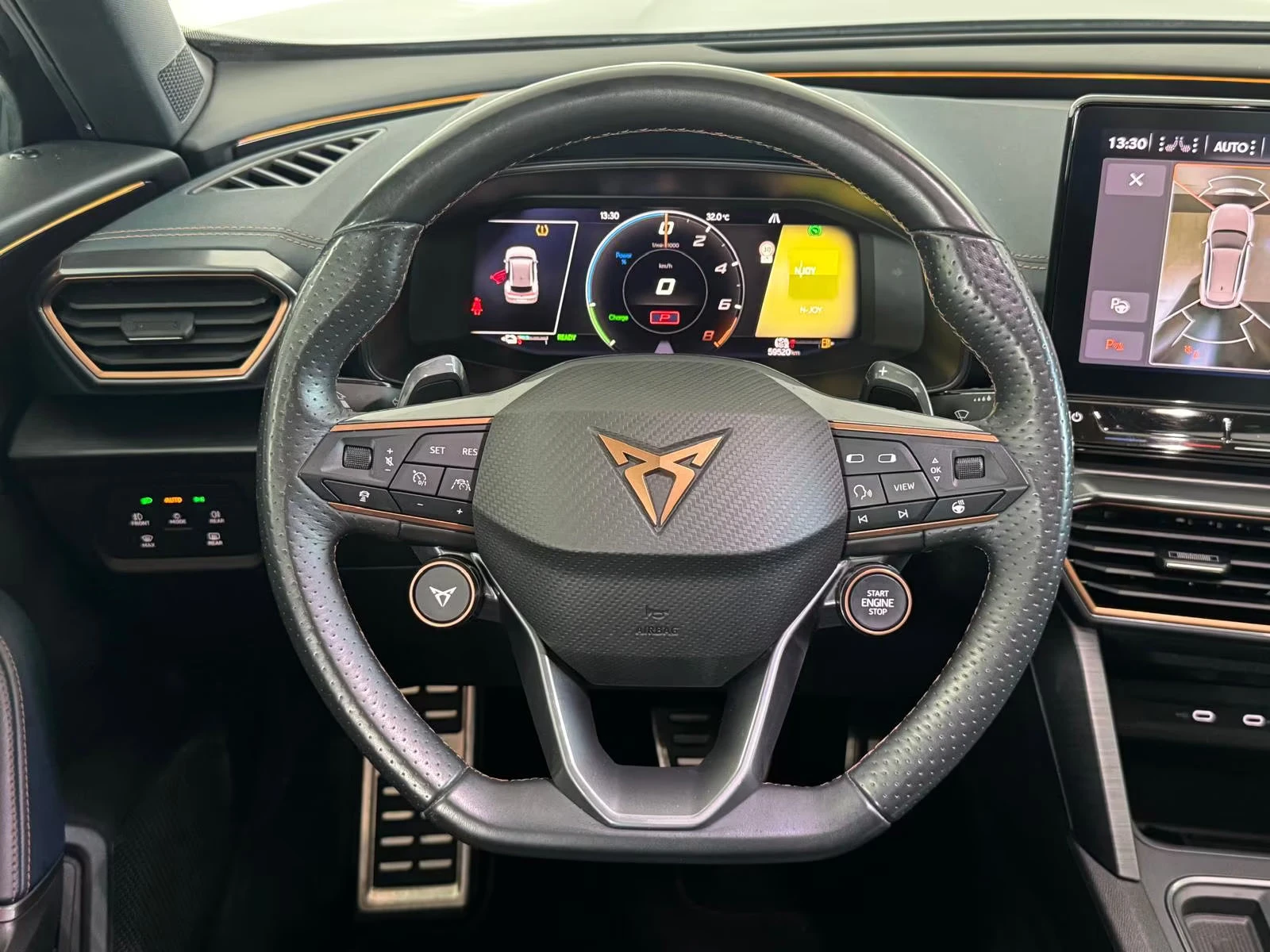 Cupra Formentor VZ/PHEV/1.4/245HP/360/PANO/DSG/CARPLAY/KLESS/660z, снимка 10 - Автомобили и джипове - 55448704