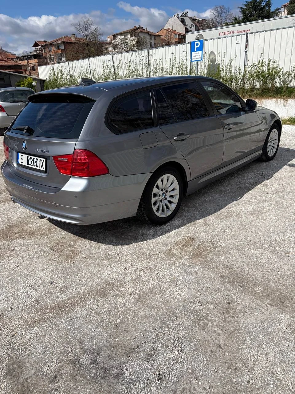 BMW 320, снимка 3 - Автомобили и джипове - 55560056
