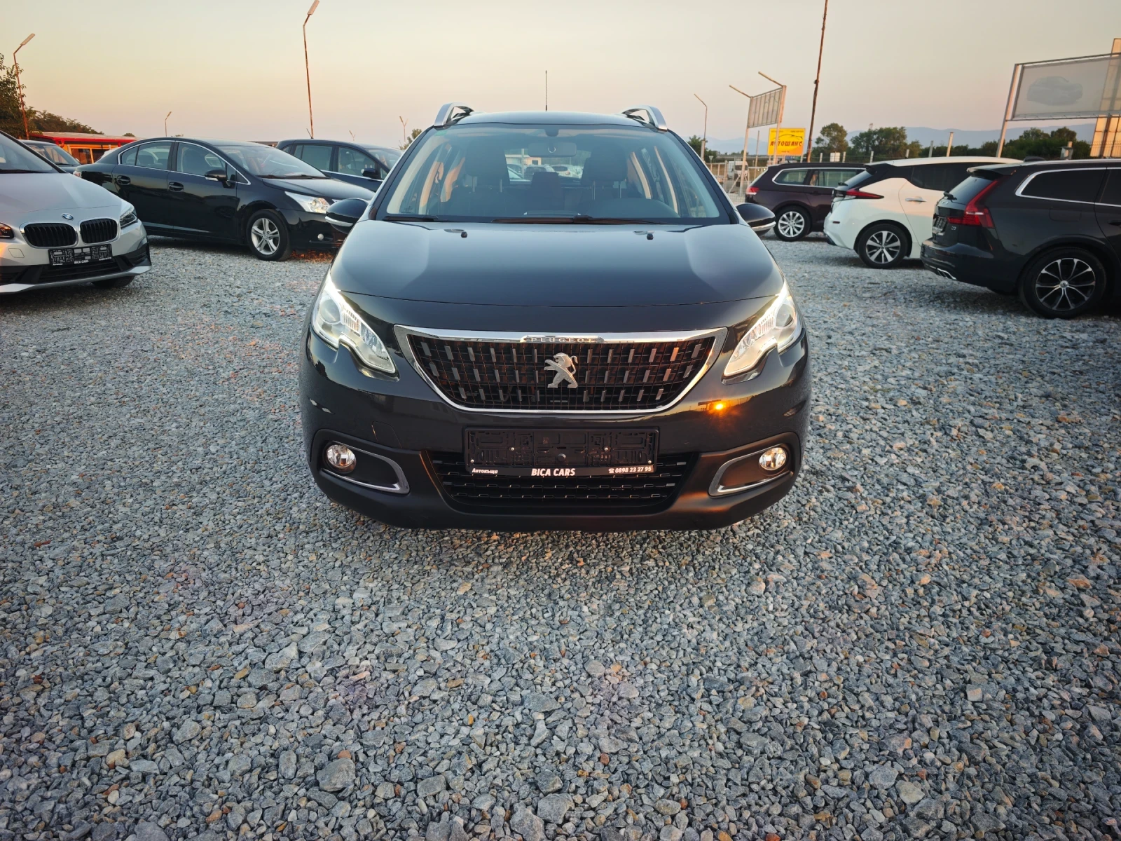 Peugeot 2008 1.2i , снимка 2 - Автомобили и джипове - 55743184
