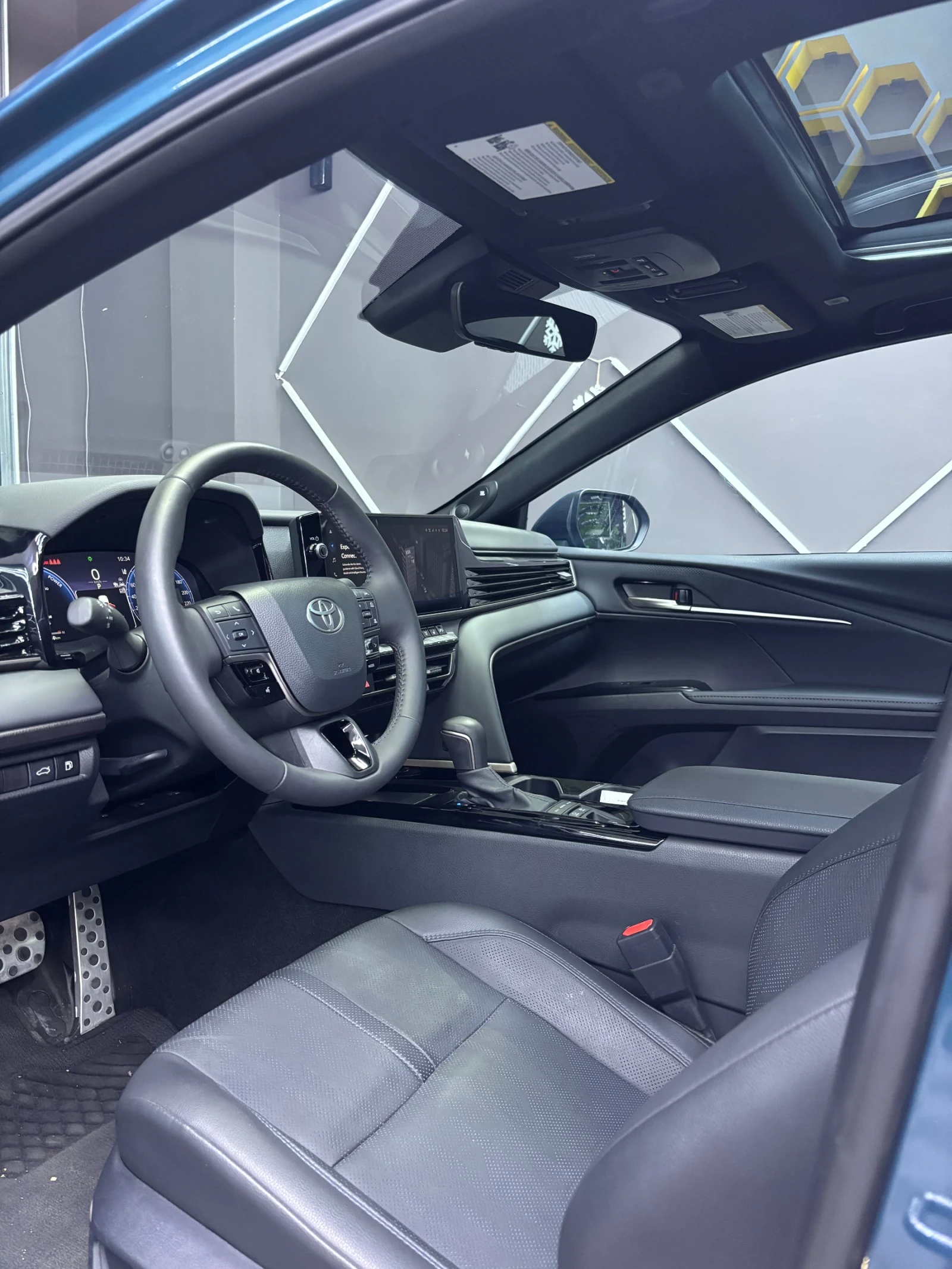 Toyota Camry XSE, снимка 13 - Автомобили и джипове - 55797434