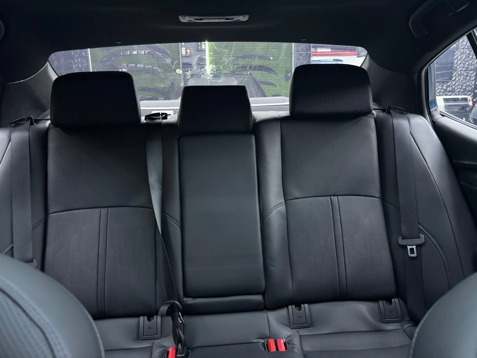 Toyota Camry XSE, снимка 7 - Автомобили и джипове - 55797434