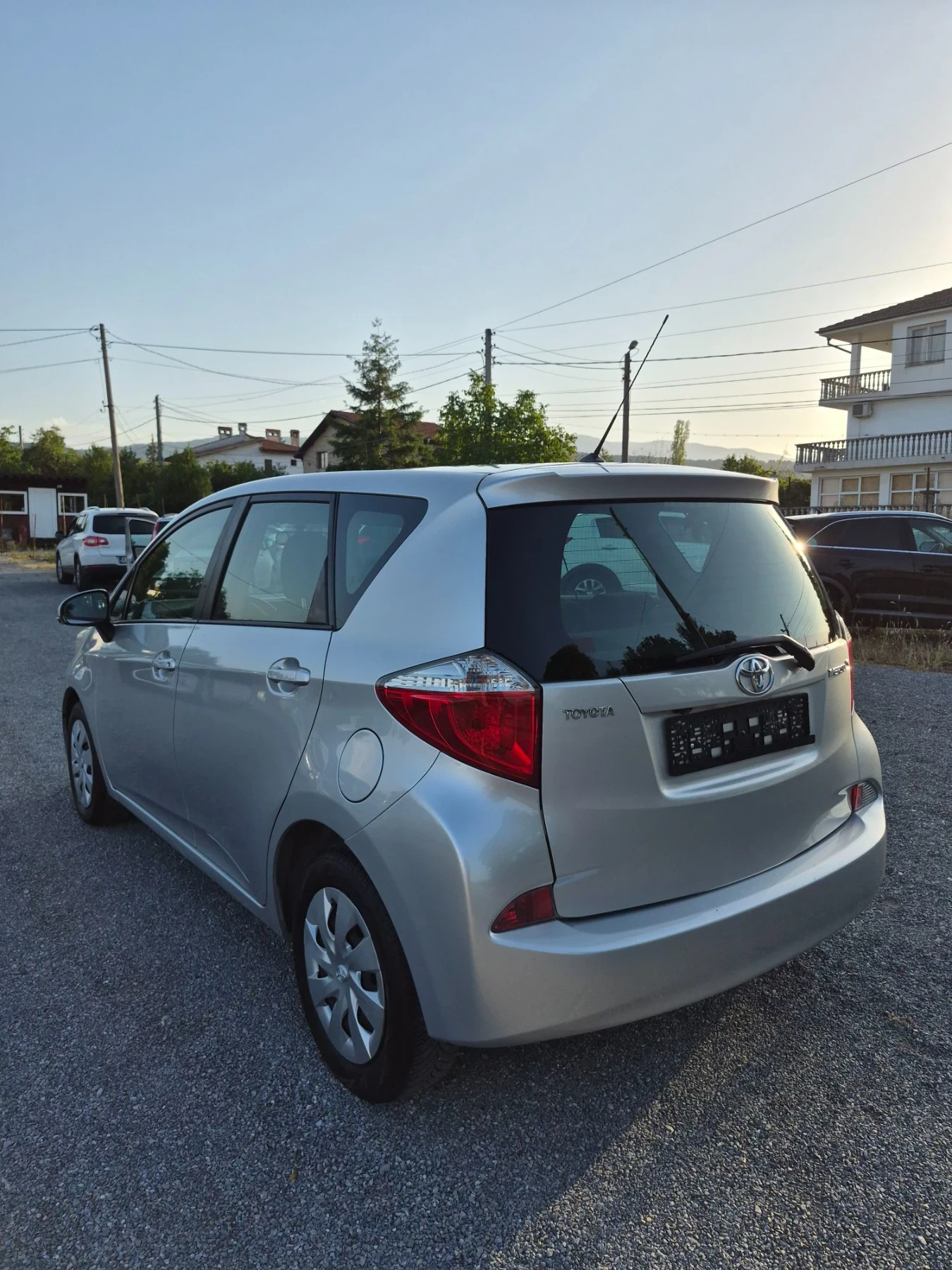 Toyota Verso S 1.4 D4D Evro 5, снимка 3 - Автомобили и джипове - 55892066